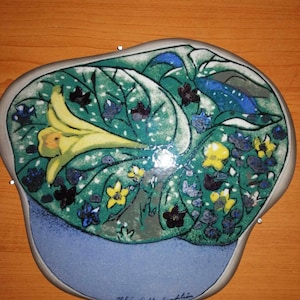 Vintage Arabia Finland Helja Liukko Sundstrom Heljä Liukko-Sundström wall plaque Scandinavian pottery