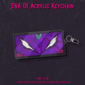 Op de afbeelding: Een rechthoekige acryl sleutelhanger met een paars en wit grafisch ontwerp. Het heeft een zilveren sleutelhanger. De tekst "EVA 01 ACRYLIC KEYCHAIN" staat bovenaan. De sleutelhanger is 7 cm lang.