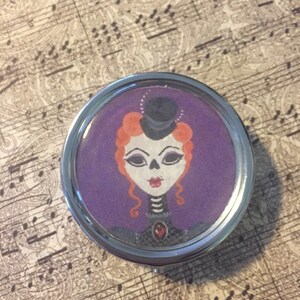 La Belle Mort Pill Box