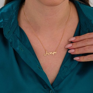 Colar com nome em ouro maciço 14K, joias personalizadas com nome em ouro, colar com nome feito à mão, pingente com nome minimalista, presente para ela, presente para professor