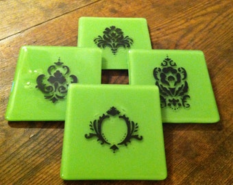 Coasters in Lively Green Glass with Beautiful Black Damask Pattern