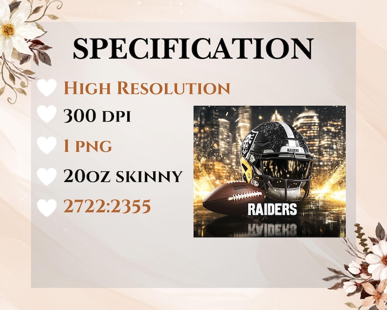 K&ouml;nnte beinhalten: Ein digitaler Download eines 2722 x 2355 Pixel gro&szlig;en PNG-Bildes mit 300 DPI, das einen schwarzen und silbernen Footballhelm mit dem Wort "RAIDERS" zeigt. Der Helm liegt auf einem Footballfeld mit einer Skyline im Hintergrund.