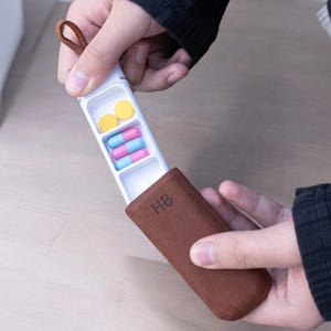 Personalized Leather Pill Case – Compact Travel Pill Organizer – Medicine Holder – Christmas Gift for Parents or Grandparents