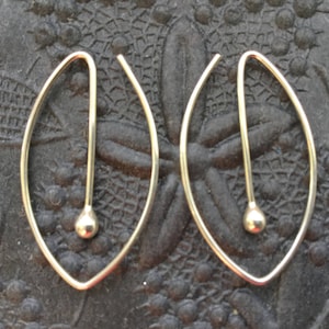 Oval Silver Hoops * Argentium Sterling Hoop Earrings * MetalRocks Original * Made in Canada * Fun Everyday Modern Unique Sleeper Hoops