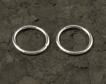 Tiny Silver Hoop Earrings - Cartilage / Tragus / Helix / Eyebrow / Nose Ring / Small / Little / Catchless / Seamless / Sleeper Hoops