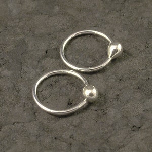 Créoles en argent minuscules larmes / Boucles d'oreilles pendantes en argent sterling / Cartilage sans couture sans couture / Tragus / Helix / Anneau de nez