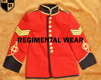 Britische Jacke der Royal Garde: Militärische Tunika-Jacke im Maßstab 1:12