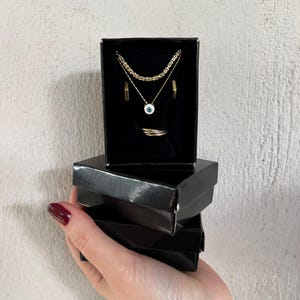 Paper Jewelery Box with Sponge, With One Sponge all Product can be Placed, Bracelet Box, Ring Box, Earring Box, Necklace Box, Rectangle Box
