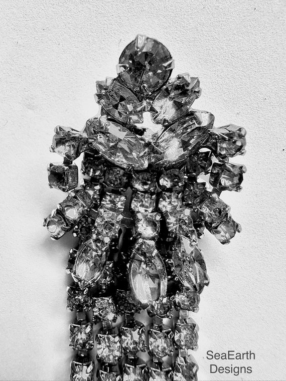 Vintage Crystal and Silver Brooch - image 2