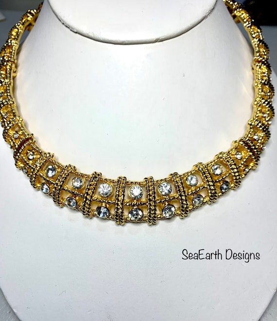Vintage Gold Toned and Rhinestone Necklace