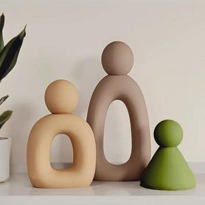 Minimalist Abstract Family Sculpture  Modern Figurine Set  Neutral Home Decor  Unique Handmade Gift for Parents, Anniversary or Housewarming