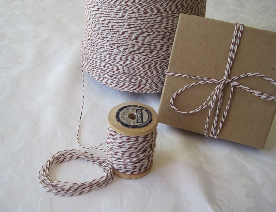 Wood Spool of String, Baker's Twine, Colored Twine, Craft Twine, Brown  String, Rustic Gift Wrap, Gift Wrapping, 50 YARDS 