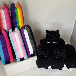 PRIDE Cat Shoulder Pet - Black