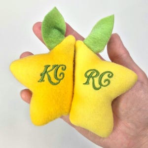 Bag Charm Ornament Mini SHAREABLE Paopu Fruit Plush - Kingdom Hearts