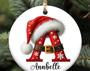 Ornamento con lettera di Natale personalizzato, ornamento iniziale personalizzato con cappello di Babbo Natale, regalo di festa per la famiglia, ornamento ricordo
