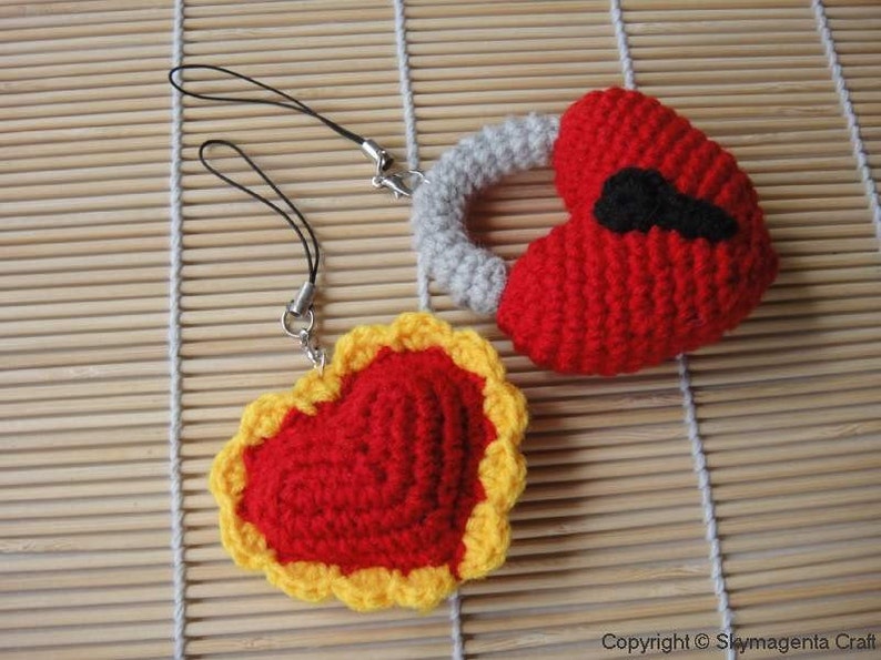 Miniature Crochet Pattern VALENTINE 2 Cell Phone Charm pdf 00343 image 4