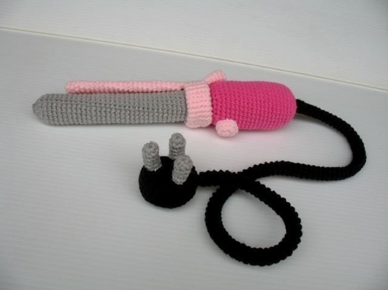 Crochet Pattern HAIR BLOWER and CURLING iron Toys pdf 00397 image 4