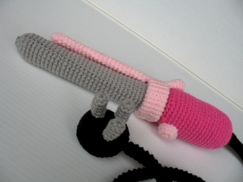 Crochet Pattern HAIR BLOWER and CURLING iron Toys pdf 00397 image 5