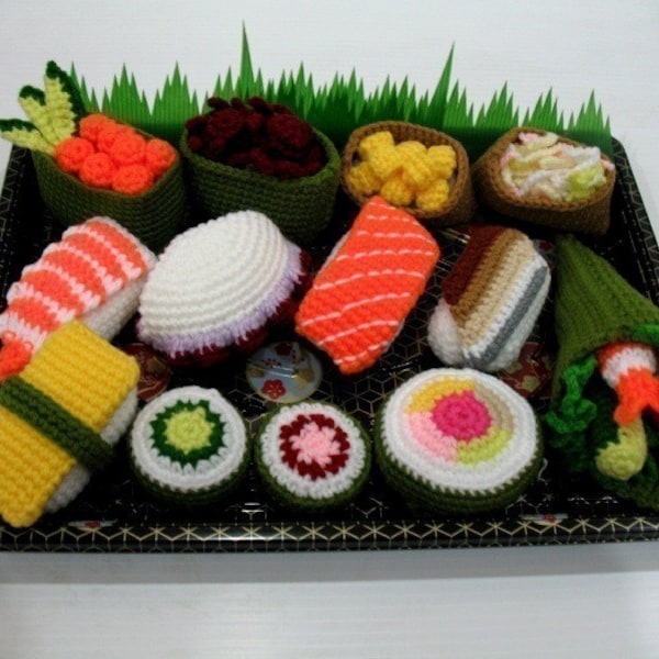 Crochet Pattern - SUSHI - play food / toys  (00442)
