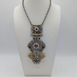 Yamu Dual Necklace Set