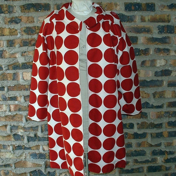 Dot Dot Dot Coat, Size Large / XL