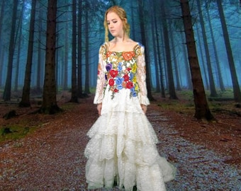 XL Gypsy Garten Boho Tiered Lace bestickt Blumen Applikation Brautkleid / / OOAK / / Brautkleid / / emmeviele