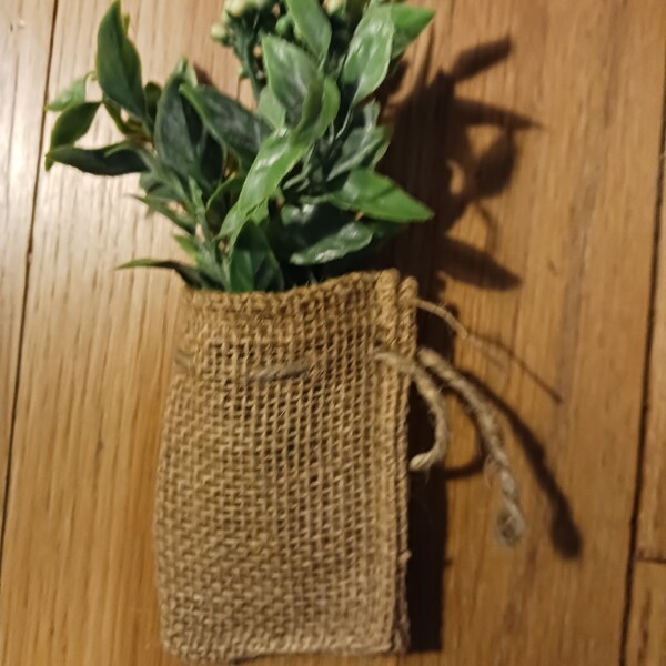 Air Fern Hanging bags - Wedding favor bags - New Burlap 2-1/2" x 4" bags with drawstrings-Crafts - country decor - Wholesale available!