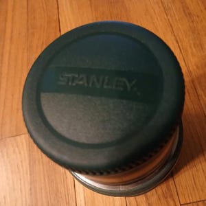 Termo Stanley de 17 onzas, como nuevo, 7-1/2" de alto, ¡un tamaño ideal! imagen 5