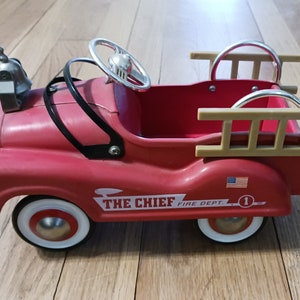 Vintage "The Chief" Car - Teleflora Pressed Steel- Fire Department truck