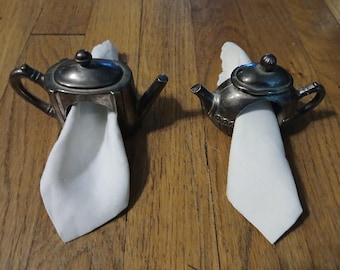 Tea for Two! Godinger Silver Plated Teapot Napkin Rings 1994 - Set of 2 with napkins!