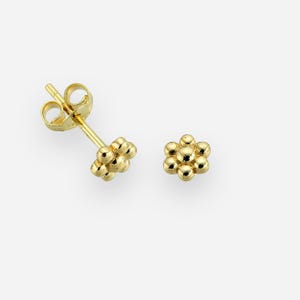 14K Solid Gold Flower Stud Earrings: Dainty Floral Jewelry