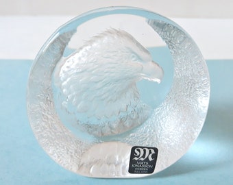 Mats Jonasson Eagle, Crystal Paperweight, Bald Eagle Head Bird Sculpture Figurine Scandinavian Glass Heavy Crystal Paper Weight vintage