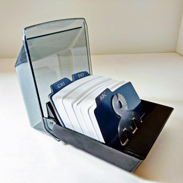 Rolodex Rubbermaid, Covered card file, Unused Alphabet Cards, Tray Index Card Holder Petite Blue Black Telephone Address Email Organizer