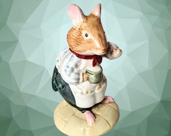 Royal Doulton Brambly Hedge Mr Peter  Figurine DBH 2 .  From Beatrice Potter Jill Barklem creator 1982