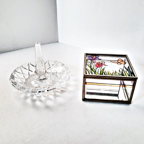 Vintage crystal glass Ring Holder Dish, Brass and… - image 4
