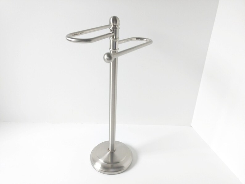 Metal Towel Holder Hand Rack Freestanding Vanity Guest Image 0