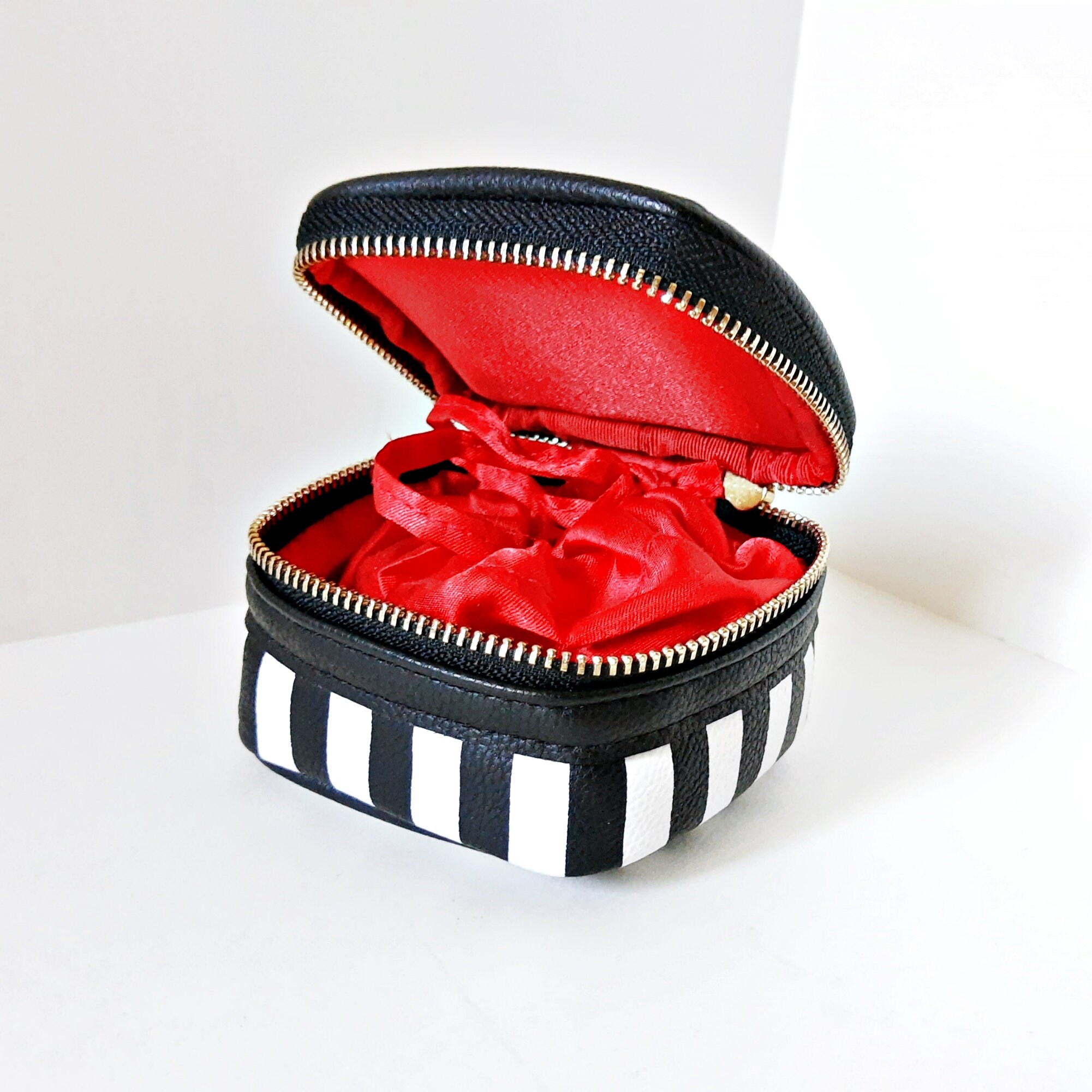 Henri bendel travel jewelry case store
