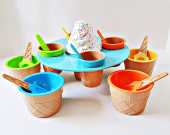 Ice Cream Cone Sundae Dishes, Spoons, Carrying Tray Colorful Double Wall Plastic, center dishes, 8 cone dishes, Children's Birthday Party