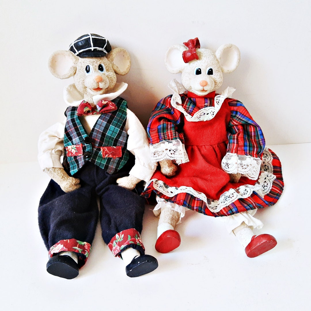 House of Lloyd 2000, Christmas Around the World, Mantle Shelf Sitters