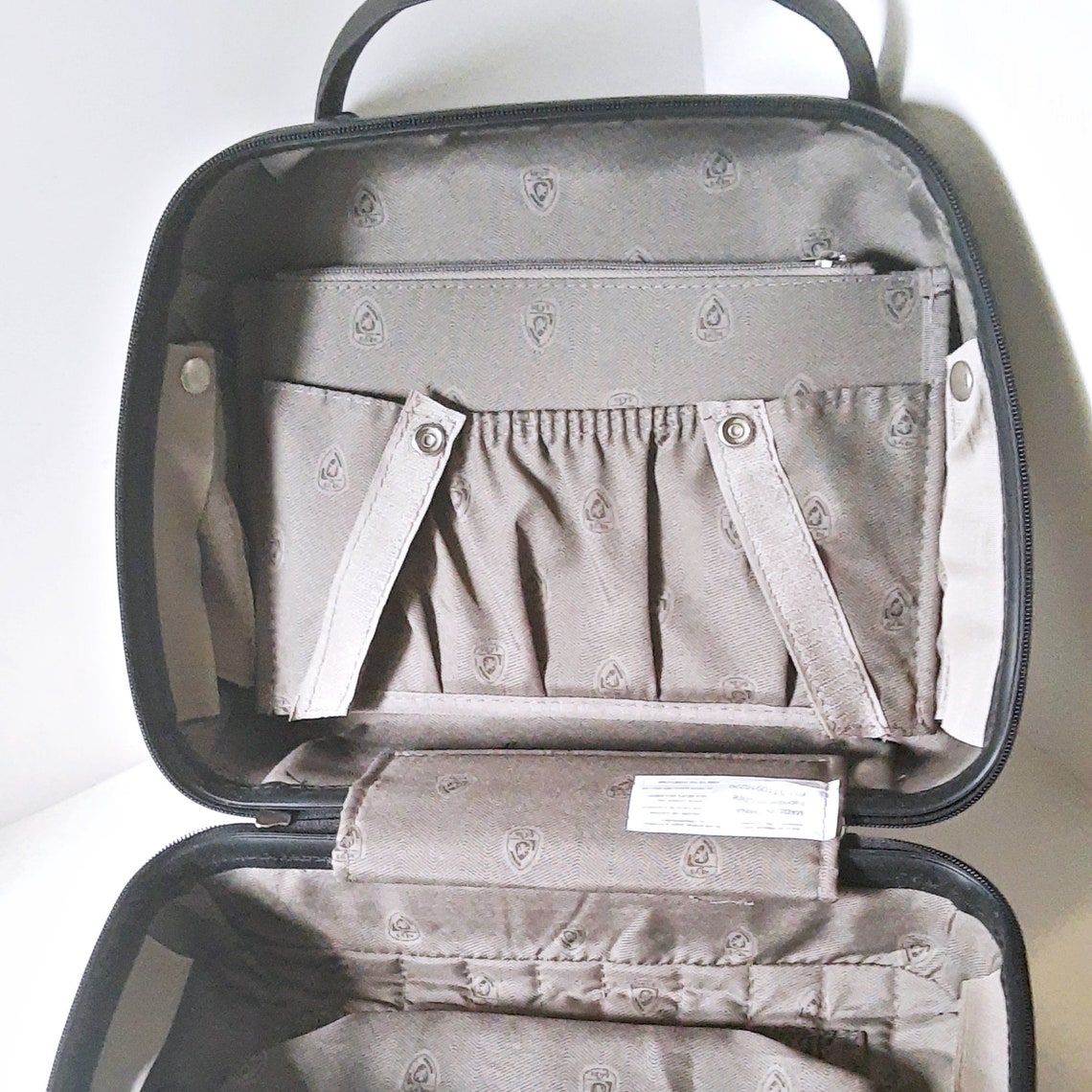 Heys Train Case Cosmetic Travel Bag strong double zipper Etsy