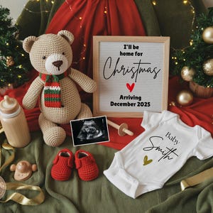 Annuncio di gravidanza a Natale, Annuncio di nascita a dicembre, Annuncio di genere neutro, Annuncio di social media per le feste, Modello modificabile CP0084
