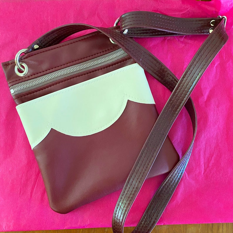 Travel Bag Vegan Cross Body Bag Vegan Leather Shoulder Bag Vegan Bag Vegan Handbag Vegan Gift Bag Handbag Burgundy Leather Bag