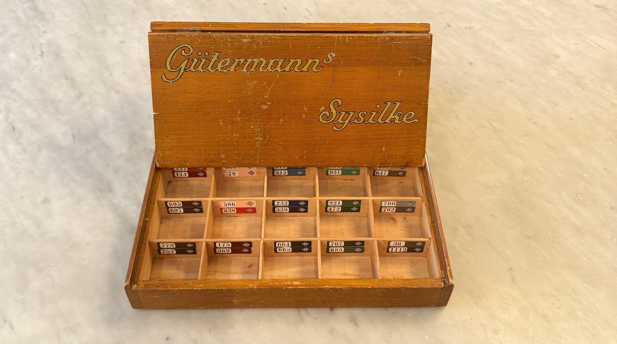 Gutermann Thread Organizer - Etsy