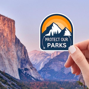 US National Parks Vinyl Sticker, Colorful Nature Conservation Decal, Ideal for Water Bottles, Gifts for Outdoor Enthusiasts
