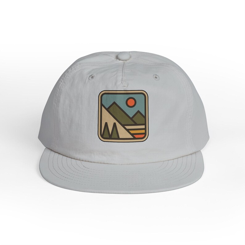 Gorra de surf retro: gorra de playa de nailon reciclado, ajustable con cierre a presión. imagen 7