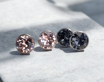 Pendientes de titanio HERRATHO "Aggenstein" | Pendientes refinados con cristales Swarovski | seleccionable en 10 colores | 1 par | Hecho en Alemania