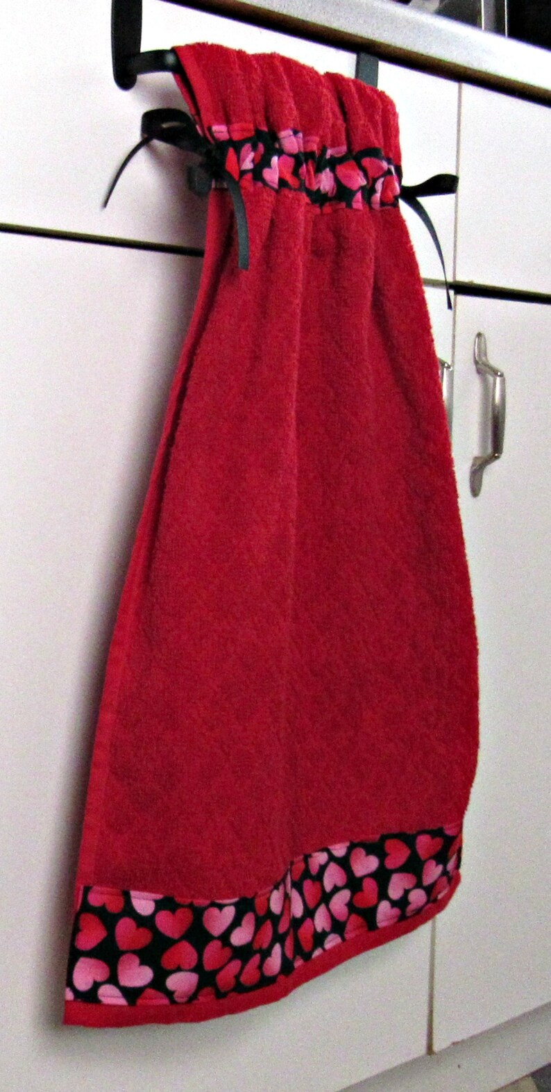 Tie Top Towels Red Cotton Kitchen Towel Accented With And Pink Hearts Valentine S Day Decor Ties Onto Handle Ribbon