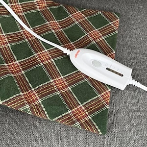 Green Diagonal Plaid, Replacement Cover, Flannel Cover, Heating Pad Cover, Fits a 12x15 in Pad, Snap Closure, Gift for Him, Heat Therapy