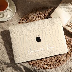 Beige Crocodile Print Vegan Leather MacBook Case, Protective Laptop Cover for All New 2025 Macbook M4 Air 15&quot;13&quot; Pro 14&quot; 16&quot;, Laptop Sleeves