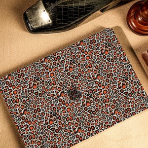 Swirls Leopard MacBook Case, Protective Laptop Case Cover for 2025 Macbook Air 15&quot; 13&quot;, Apple Laptop Sleeves, Pro 14&quot; A3241 M4 Pro 16&quot; Case
